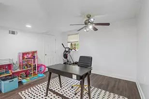702 Highview Dr SE, Smyrna, GA 30082 - Photo 21