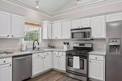 611 Brookwater Drive, Stockbridge, GA 30281 - Photo 19