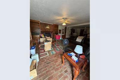 401 Latimore Avenue, Buford, GA 30518 - Photo 15