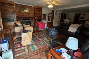 401 Latimore Ave, Buford, GA 30518 - Photo 15