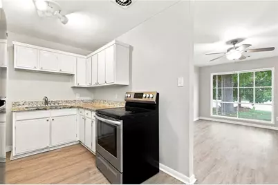 6631 Baldwin Court, Riverdale, GA 30274 - Photo 3
