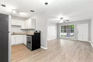 6631 Baldwin Ct, Riverdale, GA 30274 - Photo 5