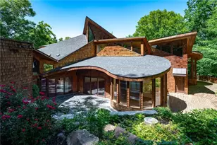 120 Laurel Dr NE, Atlanta, GA 30342 - Photo 1