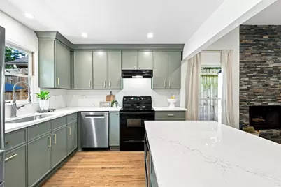 1113 Capital Club Circle NE, Brookhaven, GA 30319 - Photo 11
