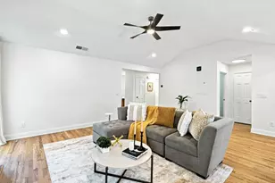 1113 Capital Club Cir NE, Brookhaven, GA 30319 - Photo 7