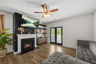 850 Bentley Dr, Fairburn, GA 30213 - Photo 9