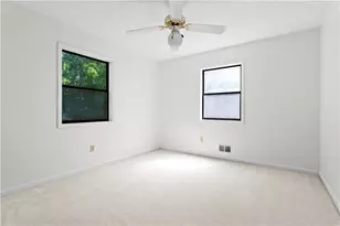 2104 Mitchell Ct, Marietta, GA 30062 - Photo 19