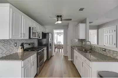 194 Friars Head Drive, Suwanee, GA 30024 - Photo 9