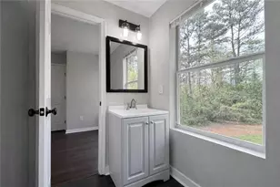 5356 Biffle Rd, Stone Mountain, GA 30088 - Photo 7