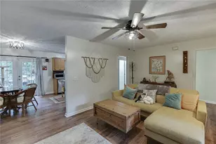 9420 Manor Ln, Gainesville, GA 30506 - Photo 7