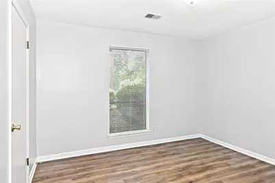 1515 Captain Thomas Court, Marietta, GA 30066 - Photo 9