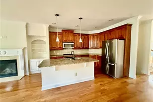 7670 Willoughby Ct, Alpharetta, GA 30005 - Photo 9