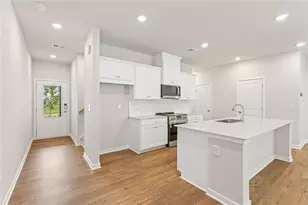 7469 Clover Ln, Flowery Branch, GA 30542 - Photo 3
