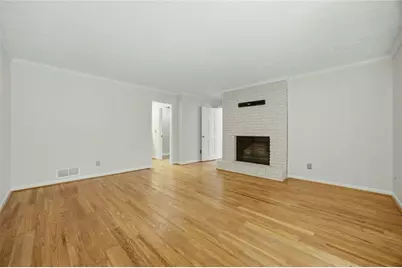 2990 Ascot Lane, Roswell, GA 30076 - Photo 9