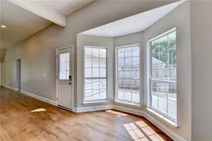10525 Willow Meadow Cir, Johns Creek, GA 30022 - Photo 15