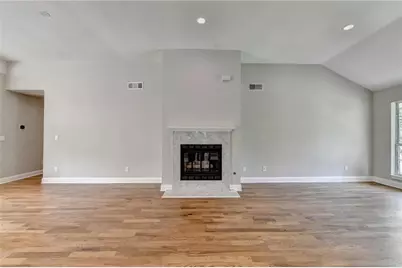 10525 Willow Meadow Circle, Johns Creek, GA 30022 - Photo 7