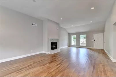 10525 Willow Meadow Circle, Johns Creek, GA 30022 - Photo 7