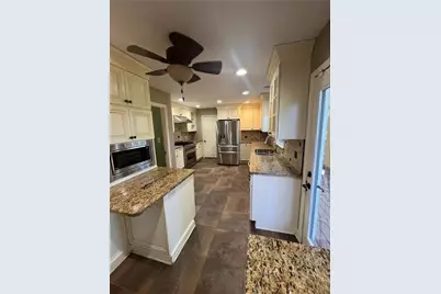 382 Charleston Lane, Lawrenceville, GA 30046 - Photo 5