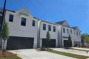 7461 Clover Ln, Flowery Branch, GA 30542 - Photo 1