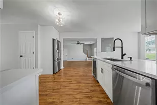 4223 Fortune Point, Atlanta, GA 30349 - Photo 9