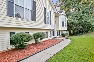 304 Ridge Hill Cir, Canton, GA 30115 - Photo 3