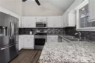 304 Ridge Hill Cir, Canton, GA 30115 - Photo 7