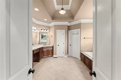 4466 Park Royal Drive, Flowery Branch, GA 30542 - Photo 13