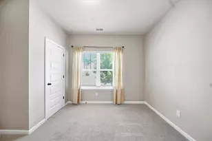 221 Woodford Dr, Canton, GA 30115 - Photo 5