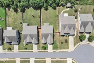 221 Woodford Dr, Canton, GA 30115 - Photo 39