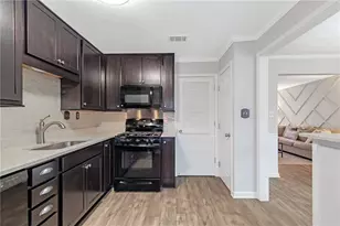 12 Surry County Pl NW, Atlanta, GA 30318 - Photo 9