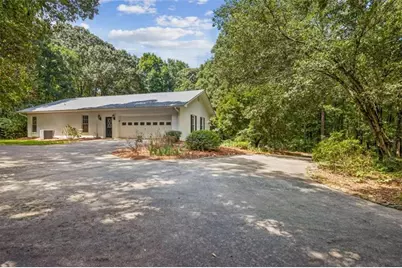 406 Hidden Lakes Trail, Jefferson, GA 30549 - Photo 5