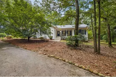 406 Hidden Lakes Trail, Jefferson, GA 30549 - Photo 3