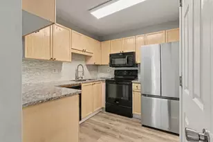 121 Bentley Pl, Tucker, GA 30084 - Photo 17