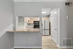 121 Bentley Pl, Tucker, GA 30084 - Photo 15