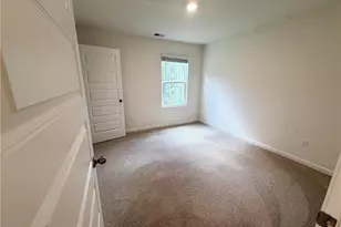 174 Woodbrook Trl, Newnan, GA 30265 - Photo 33