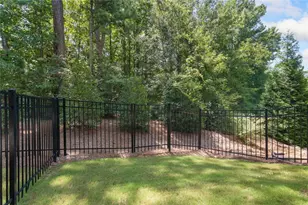 300 Walker Ave, Roswell, GA 30076 - Photo 21