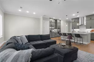 300 Walker Ave, Roswell, GA 30076 - Photo 15