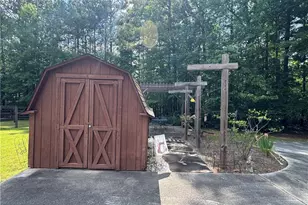 8911 Daer Water Dr, Winston, GA 30187 - Photo 19