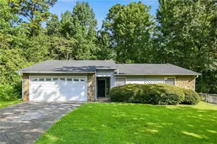 1374 Smokey Mountain Ct, Marietta, GA 30066 - Photo 1