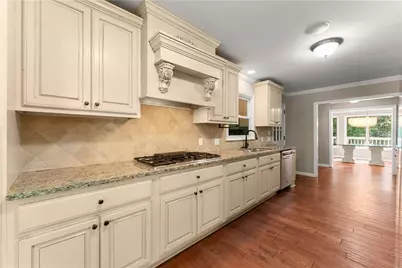1479 Burns Drive NE, Gainesville, GA 30501 - Photo 15