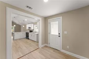 2443 Old Cornelia Hwy, Gainesville, GA 30507 - Photo 31