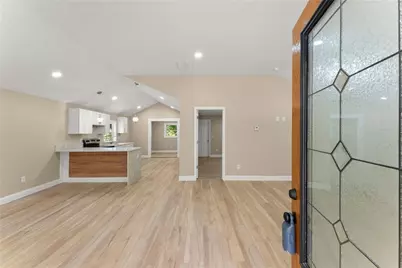 2443 Old Cornelia Highway, Gainesville, GA 30507 - Photo 11