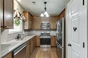 2725 Maple Park Pl, Cumming, GA 30041 - Photo 17