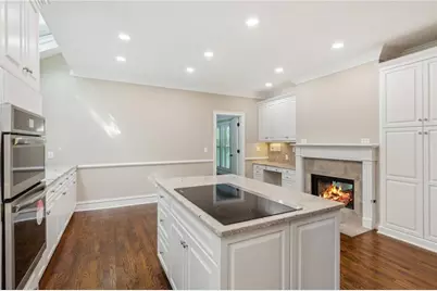 4217 Wieuca Overlook NE, Atlanta, GA 30342 - Photo 13