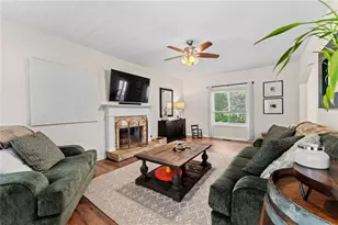 514 Rising Dr, Woodstock, GA 30189 - Photo 5