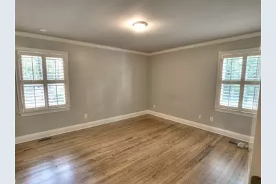 5575 Lake Forrest Drive, Atlanta, GA 30342 - Photo 15