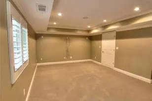 5575 Lake Forrest Dr, Atlanta, GA 30342 - Photo 21