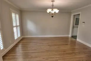 5575 Lake Forrest Dr, Atlanta, GA 30342 - Photo 5