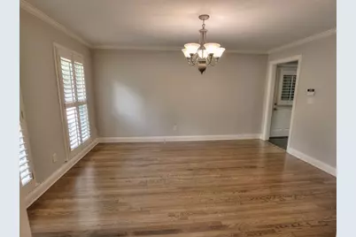 5575 Lake Forrest Drive, Atlanta, GA 30342 - Photo 5