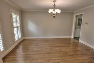 5575 Lake Forrest Dr, Atlanta, GA 30342 - Photo 5